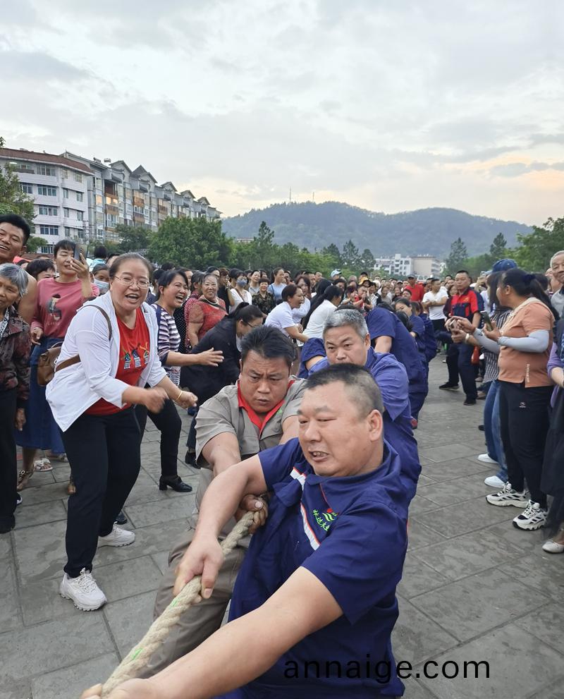 拔(ba)河比賽